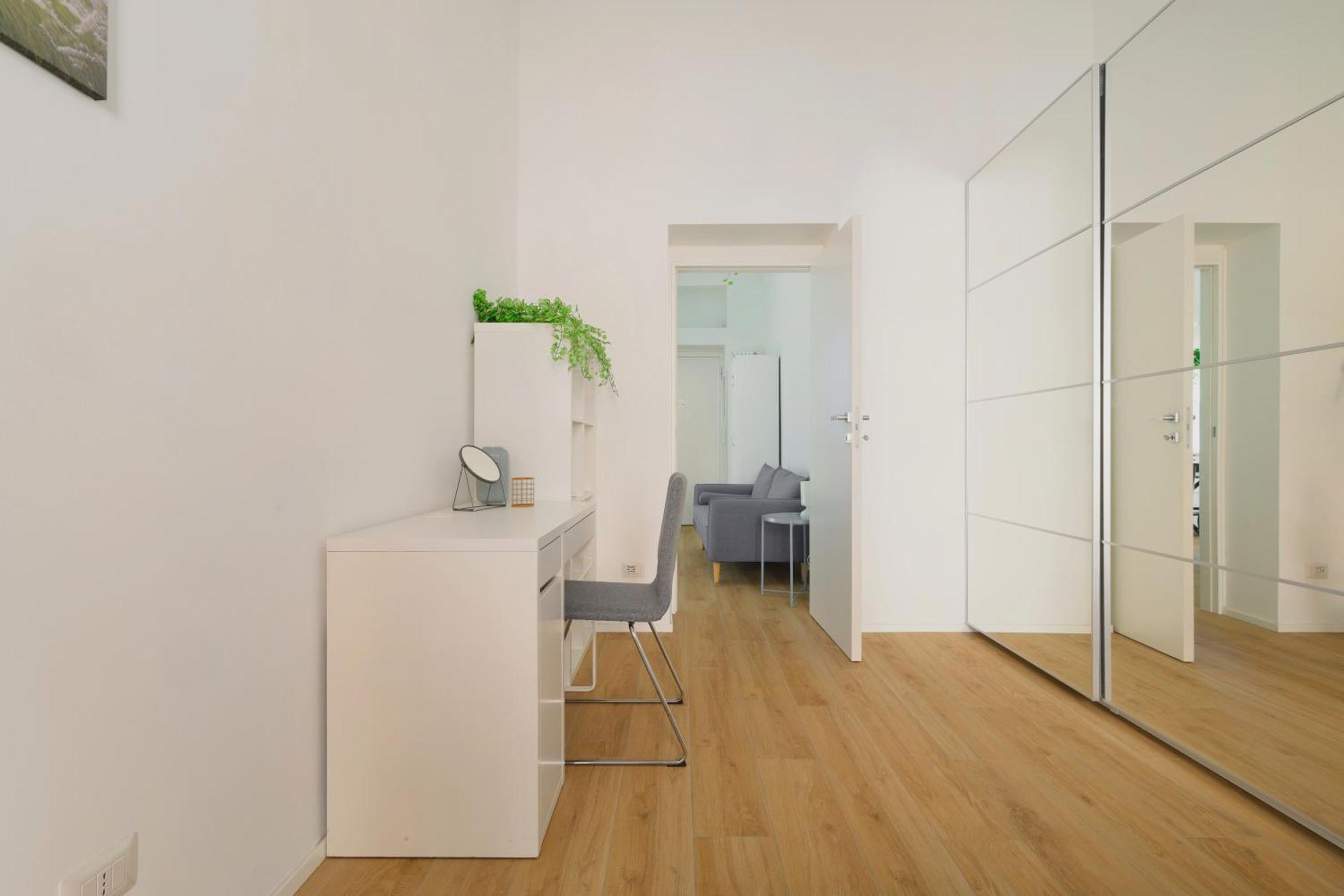 Just Urban Stays - Bright And Functional Apartment - Corso Genova Милан Экстерьер фото