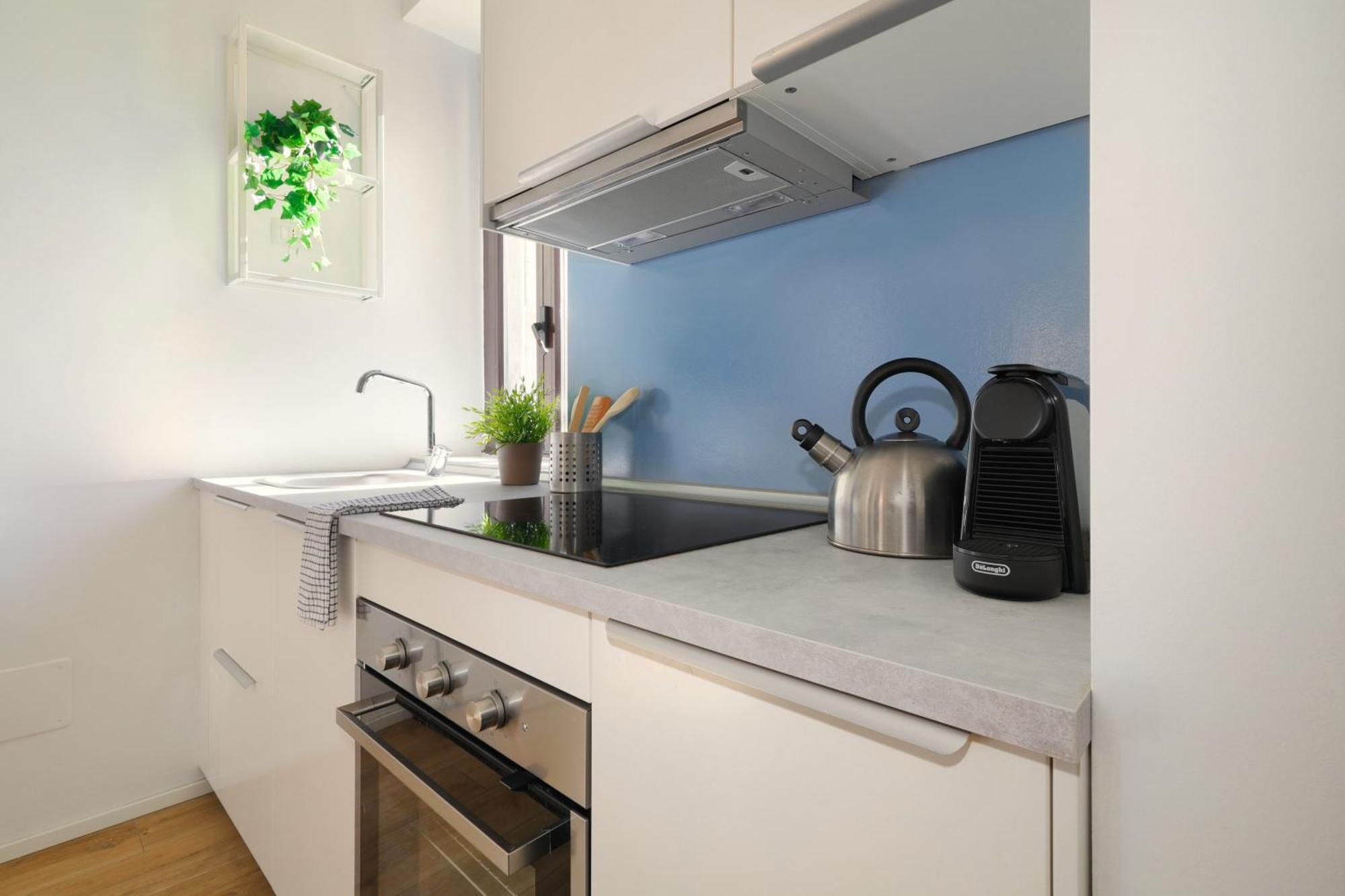 Just Urban Stays - Bright And Functional Apartment - Corso Genova Милан Экстерьер фото